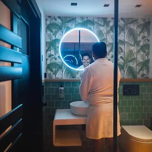 https://koncept-hotel-international.topcolognehotels.com