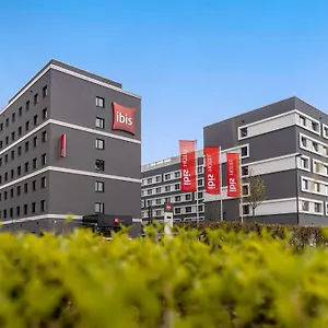 https://ibis-duesseldorf-airport.topcolognehotels.com